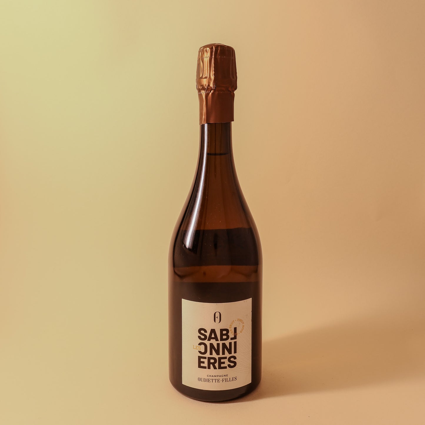 Oudiette-Filles, Champagne, Les Sablonnières Pinot Noir Extra Brut (Base 2019)