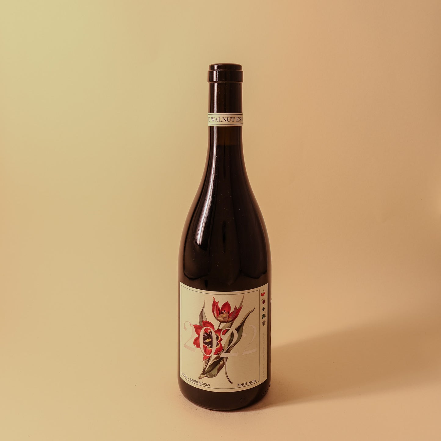 2022 White Walnut Estate, Pinot Noir, Dundee Hills